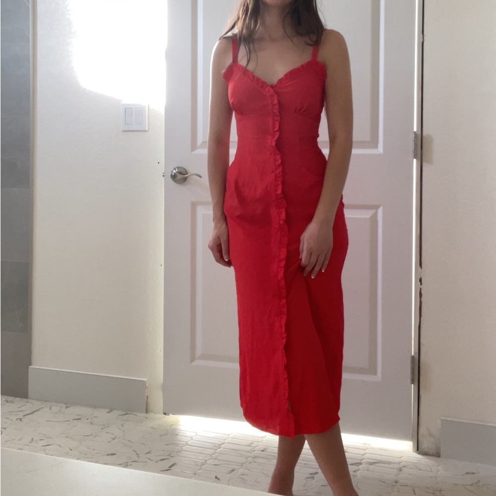 Topshop Red midi ruffle dress botton